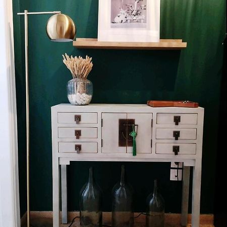 Mimadart Pop-Up Gallery Apartment بيرايوس المظهر الخارجي الصورة