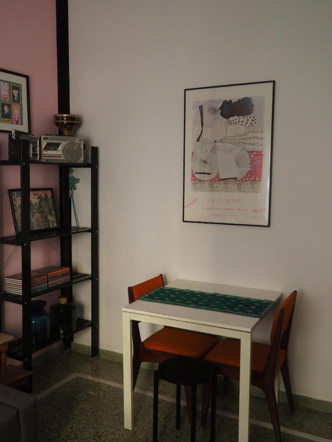 Mimadart Pop-Up Gallery Apartment بيرايوس المظهر الخارجي الصورة