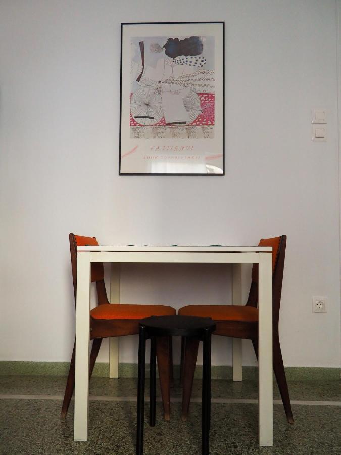 Mimadart Pop-Up Gallery Apartment بيرايوس المظهر الخارجي الصورة