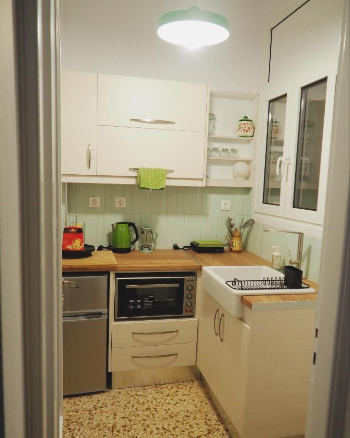 Mimadart Pop-Up Gallery Apartment بيرايوس المظهر الخارجي الصورة